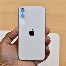 iPhone 11