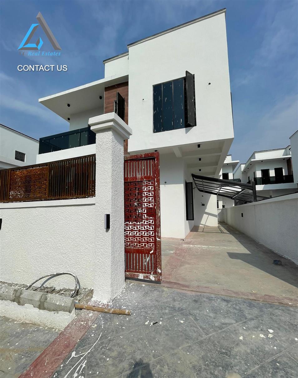 5BEDROOM FULLY  DETACHED DUPLEX FOR SALE