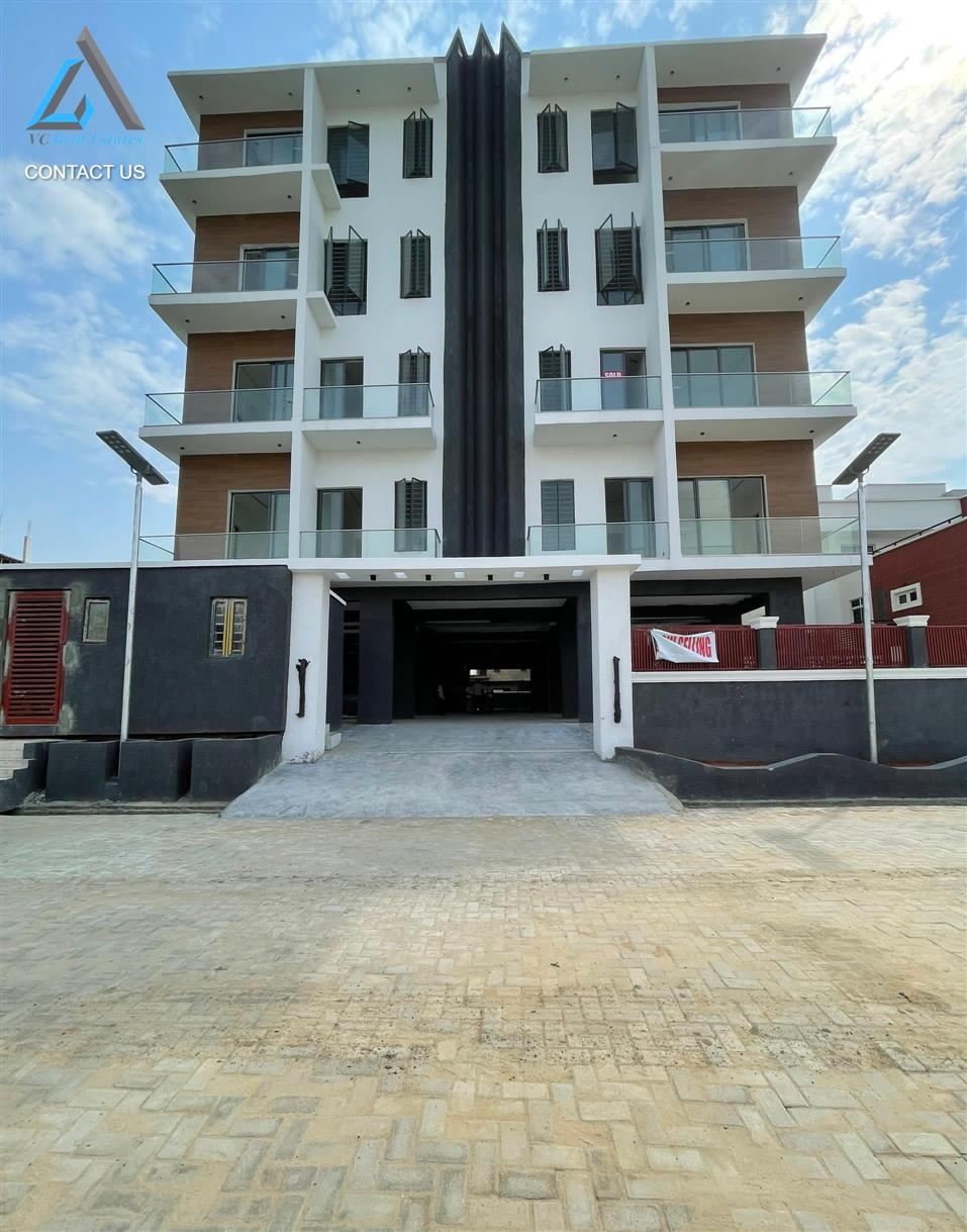 2/3 BEDROOM SERVICED APARTMENT FOR SALE