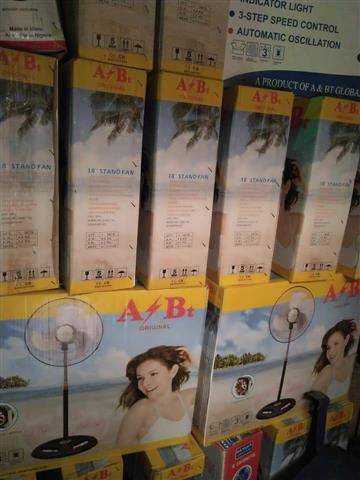 A&bt Standing Fan 18