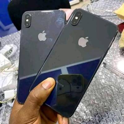 IPhones x mas for sale