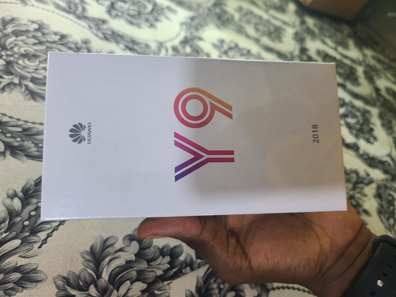 Huawei y9 2018 4gb 128gb 4000mAh