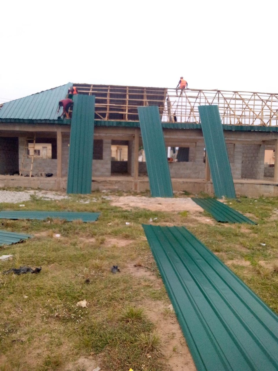 Aluminum long span roofing services