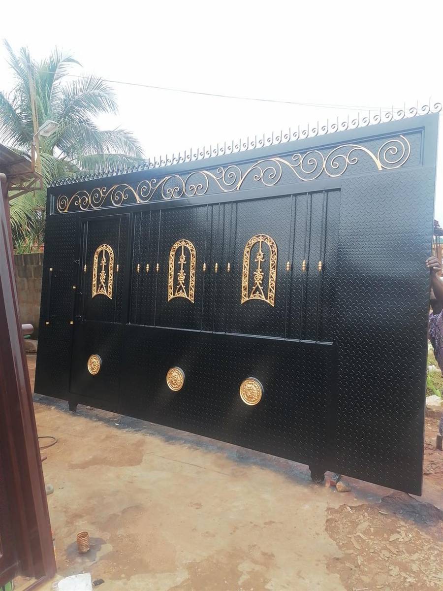 Sliding gate