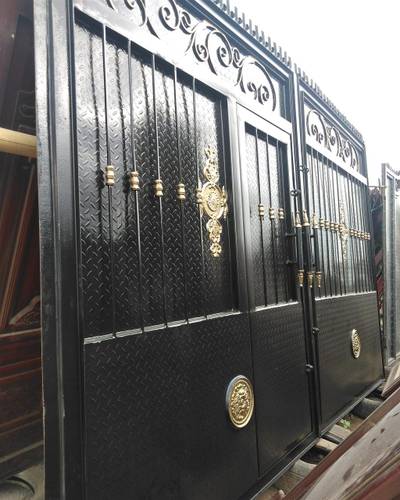 Channel swing gate