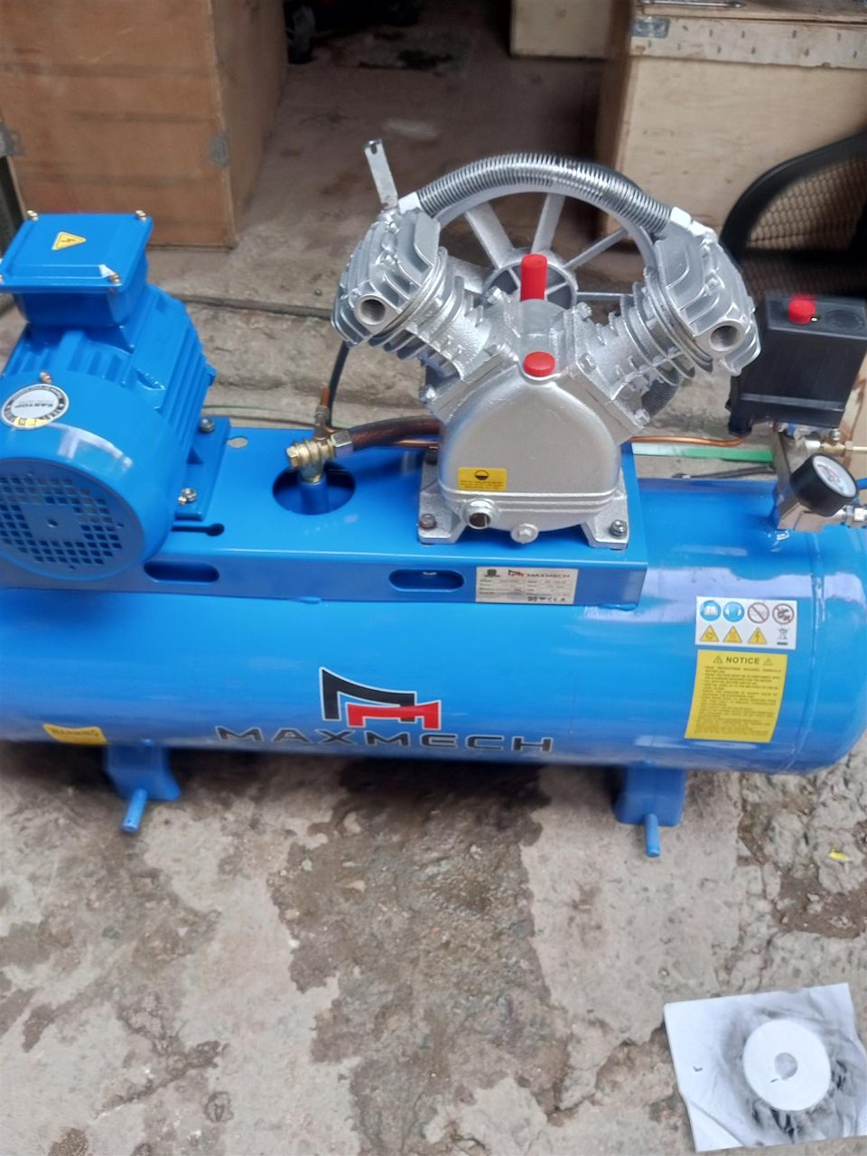 Maxmech Air compressor