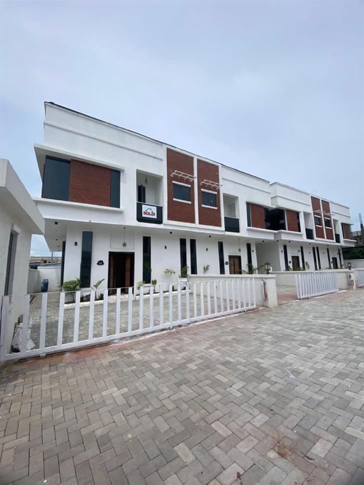 LUXURY NEWLY BUILT 4BEDROOM SEMI DETACHE