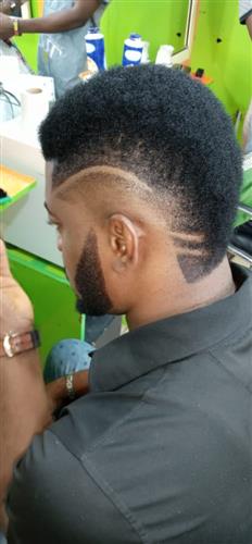 Male haircut (Home service available)