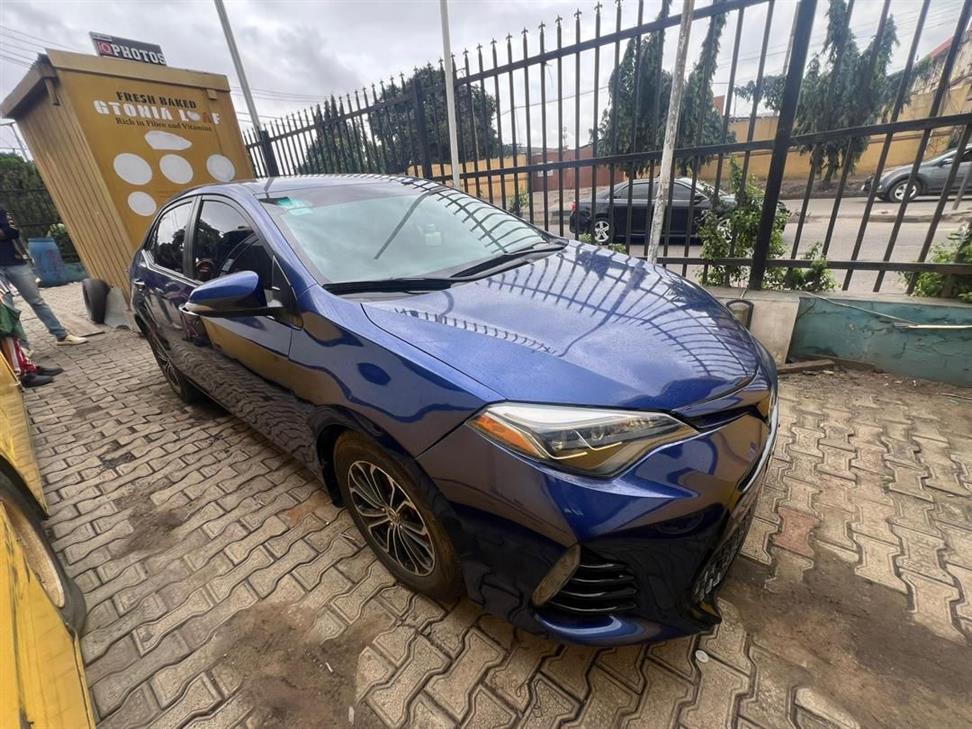 Pre-Owned 2015??2017 Toyota Corolla S