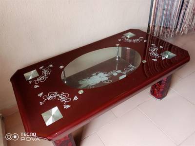 Standard centre table