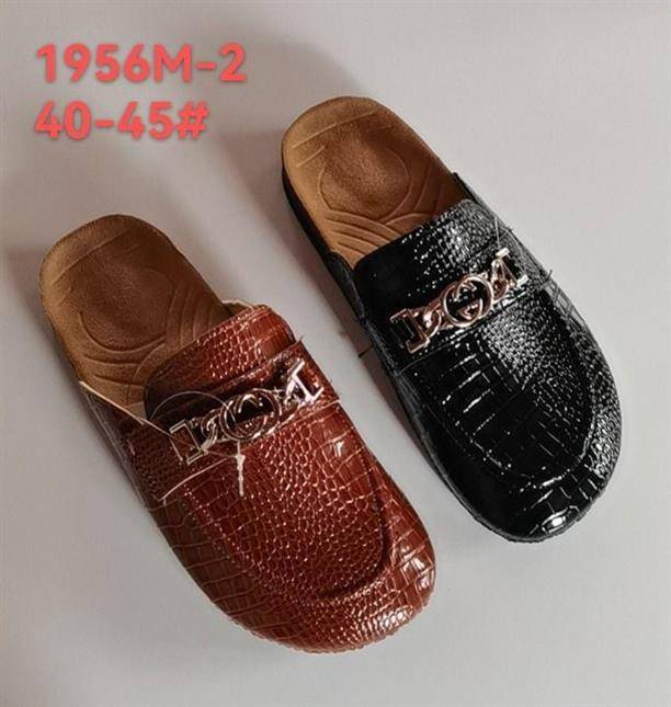 Beautiful flat slippers