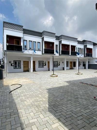 Fully furnished 3 bedroom terrace duplex