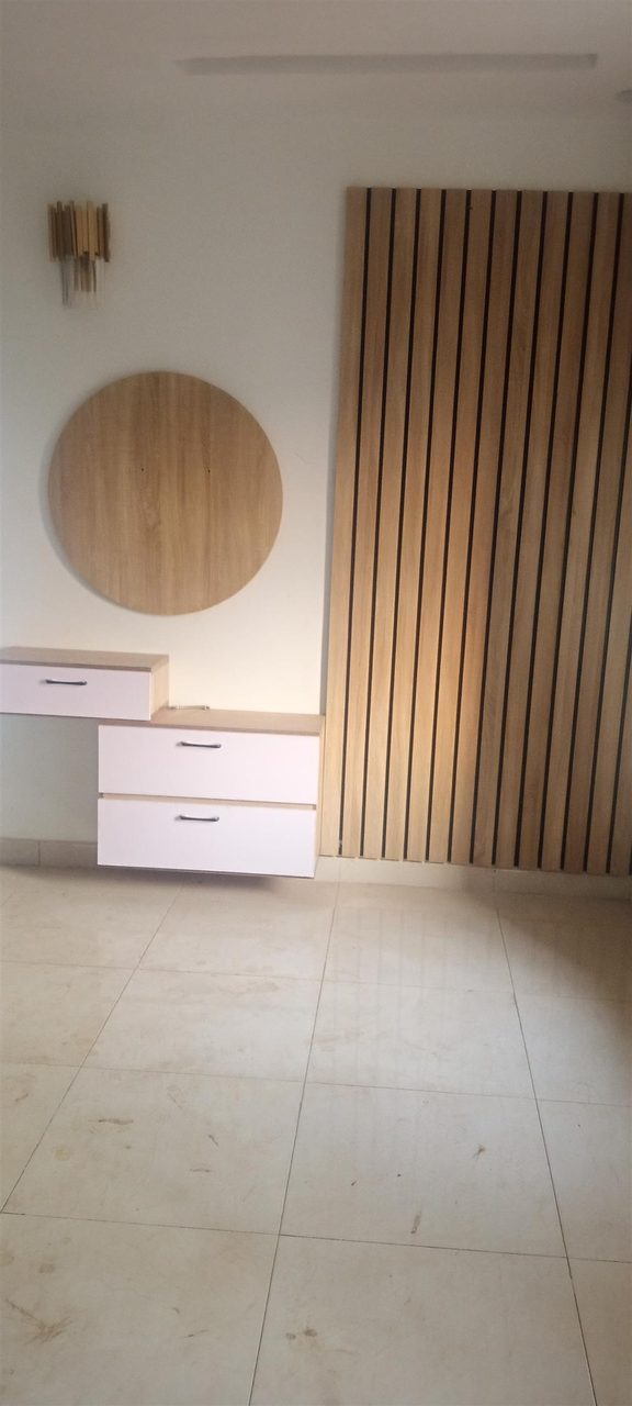 Office table