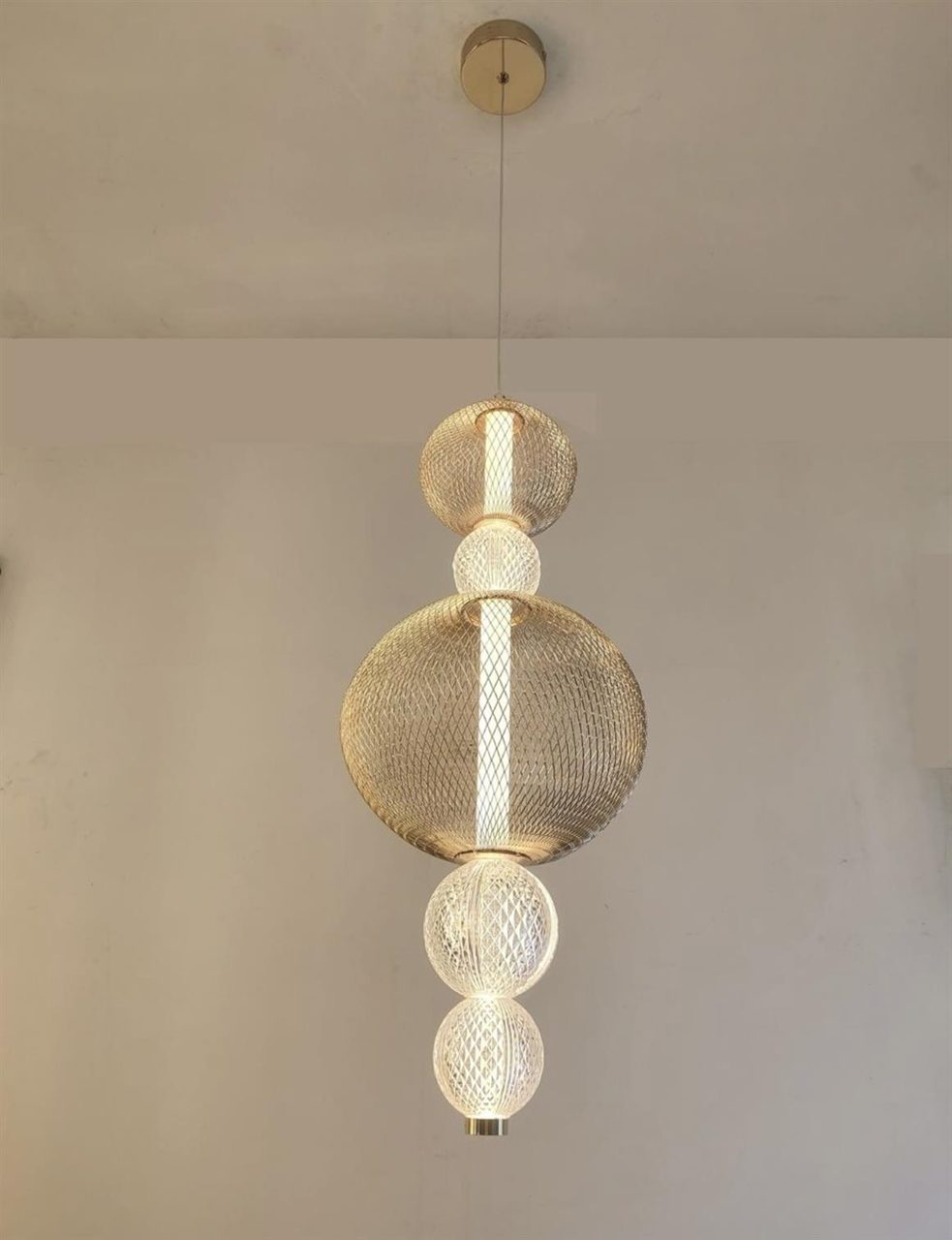 Pendant light