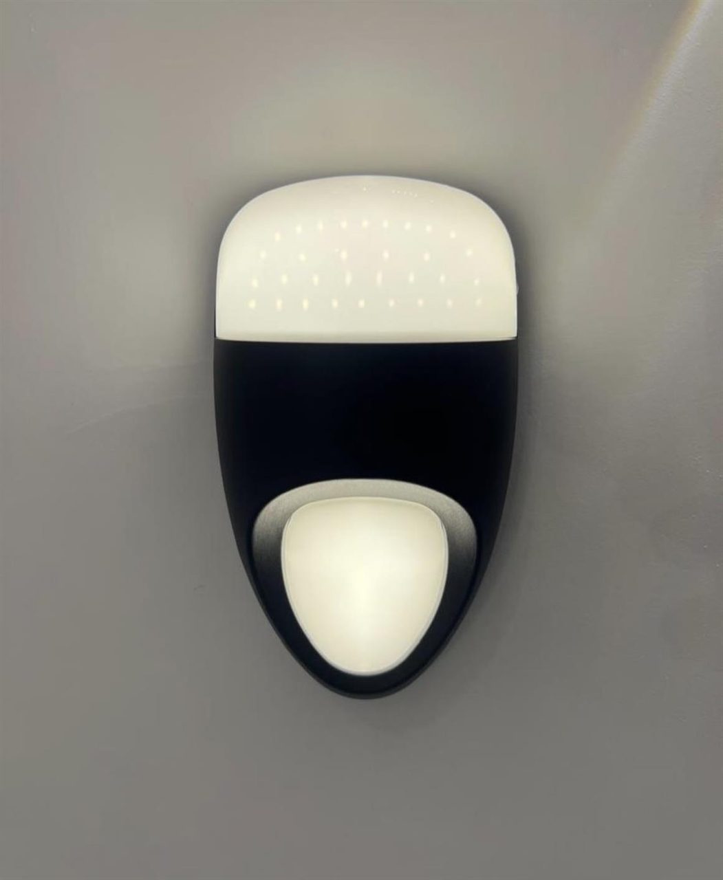 Wall lamp