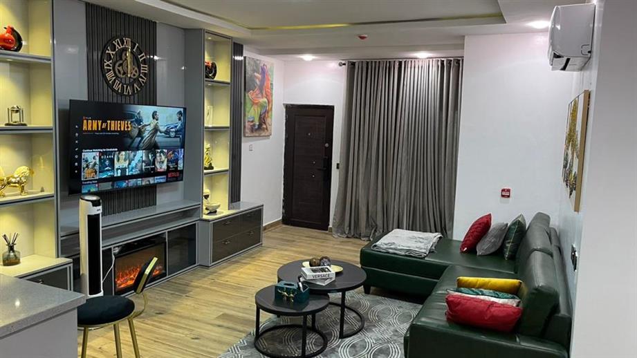 FOR SALE: FULLY FURNISHED 3 BEDROOM