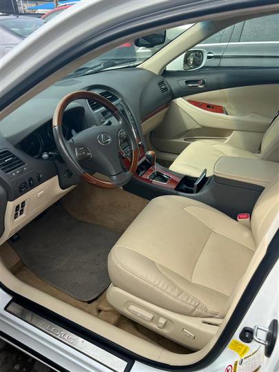 012 Es350