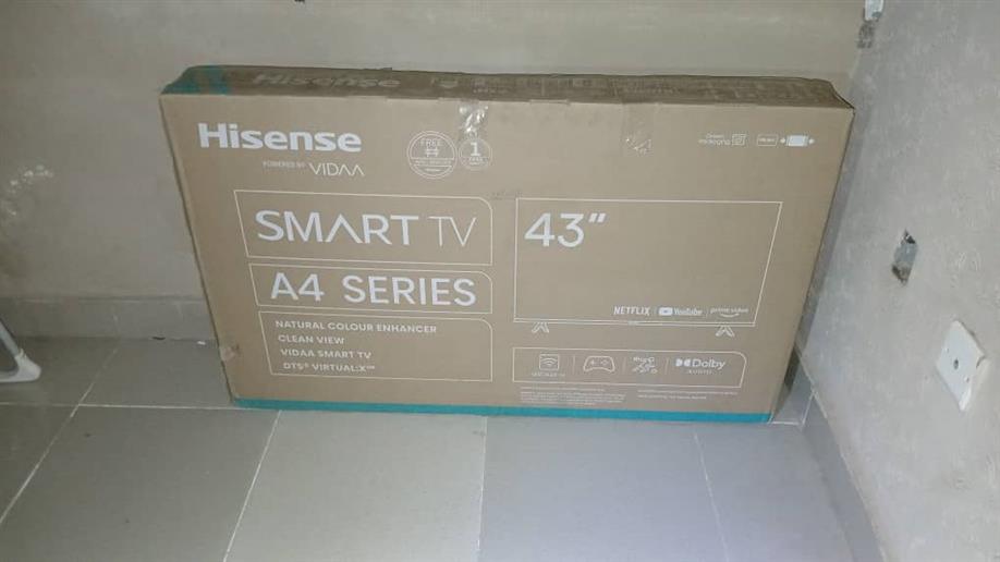 Brand New 2024 Hisense 43" SmartTV for S