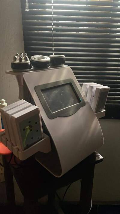 Ultrasonic Fat Cavitation/Laser Machine