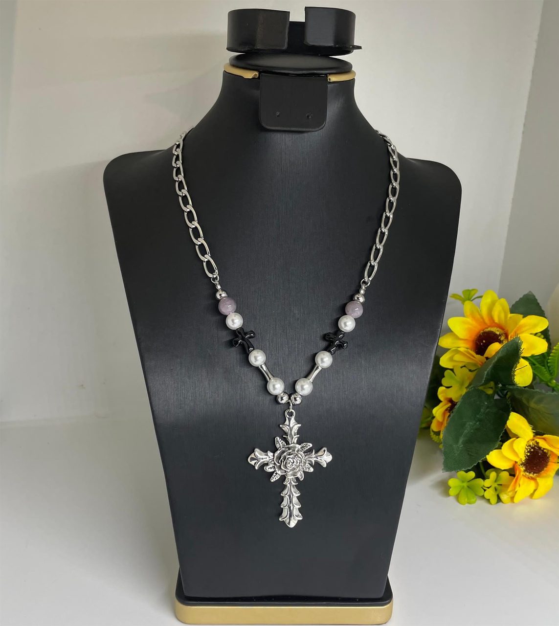 We sell quality and affordable jewelry