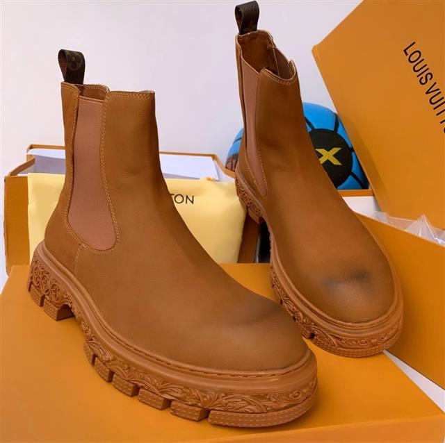 LOUIS VUITTON BOOTS