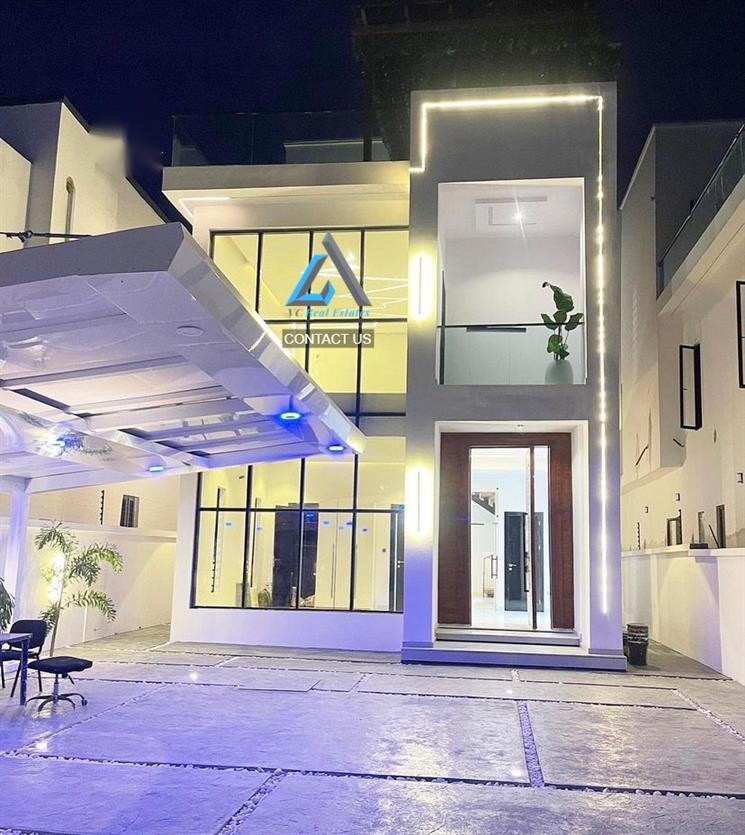 5-BEDROOM FULLY DETACHED DUPLEX FOR SALE