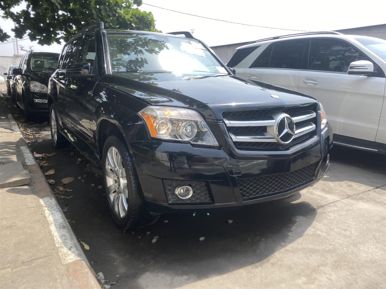 Foreign Used 2011 Mercedes Benz glk350