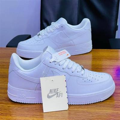 High Quality Nike Sneakers