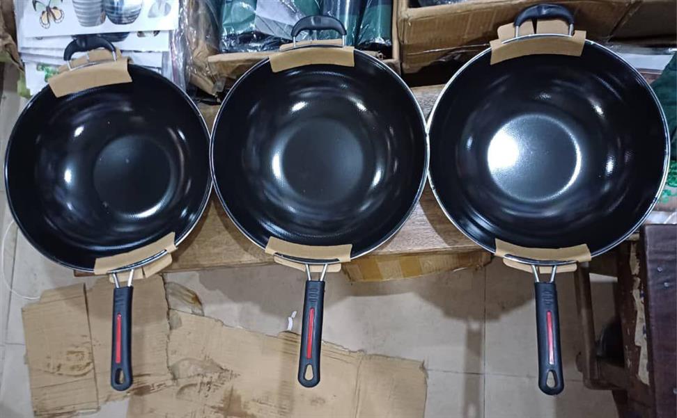 Double handle frying pan