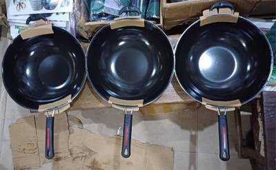 Double handle frying pan