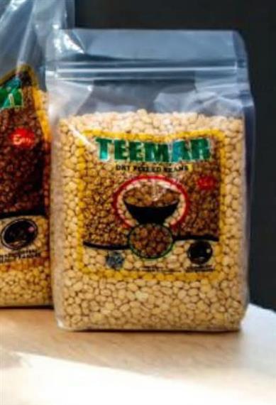 Dry peeled beans and blended beans