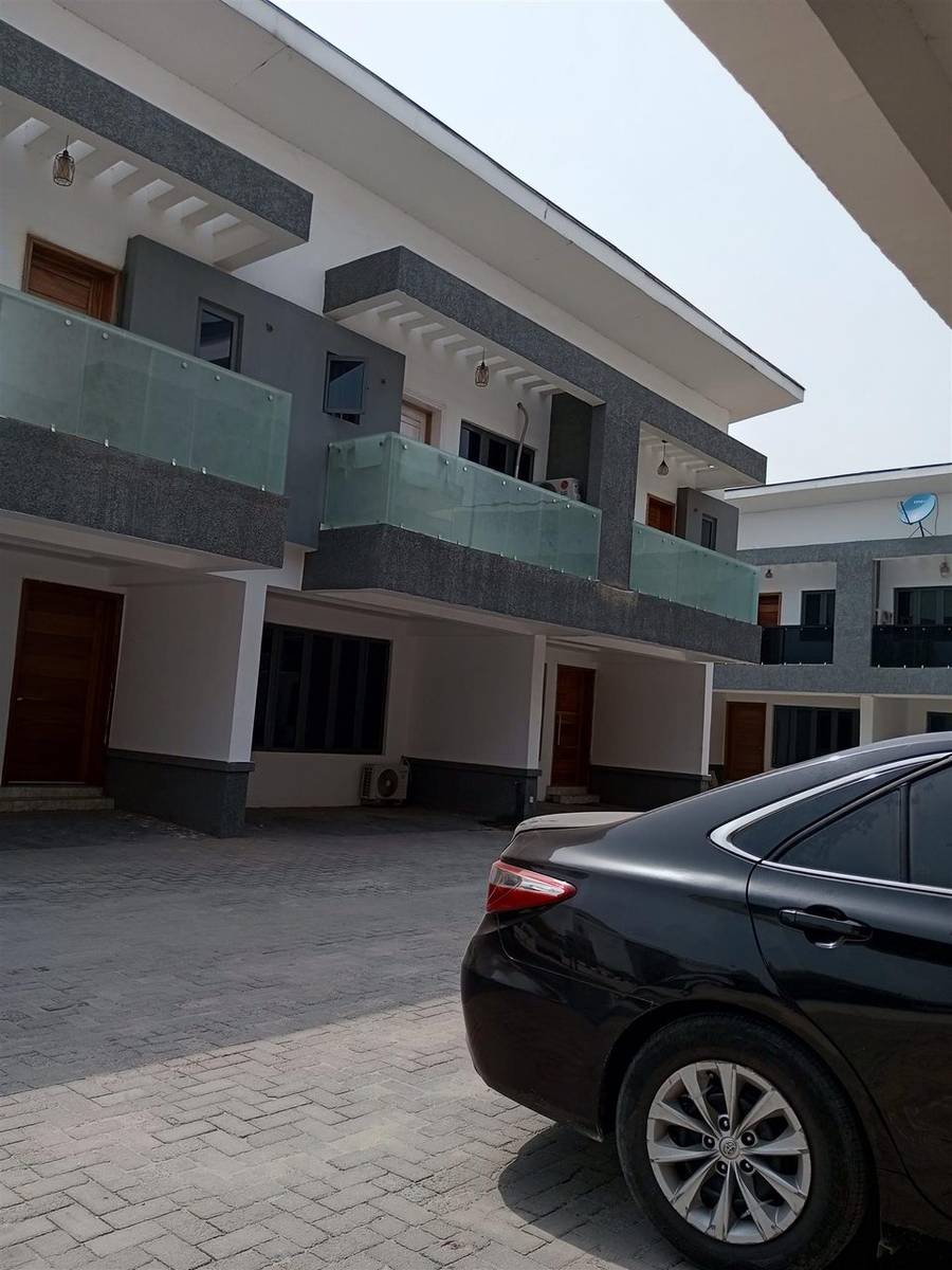 Apartment for sale in Lekki