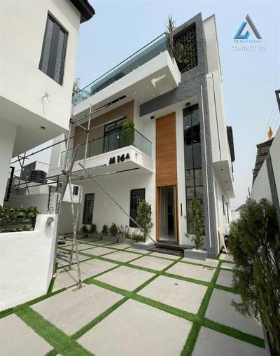 5BEDROOM FULLY DETACHED DUPLEX FOR SALE