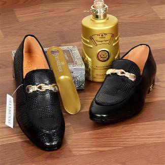 Men cooperate shoes