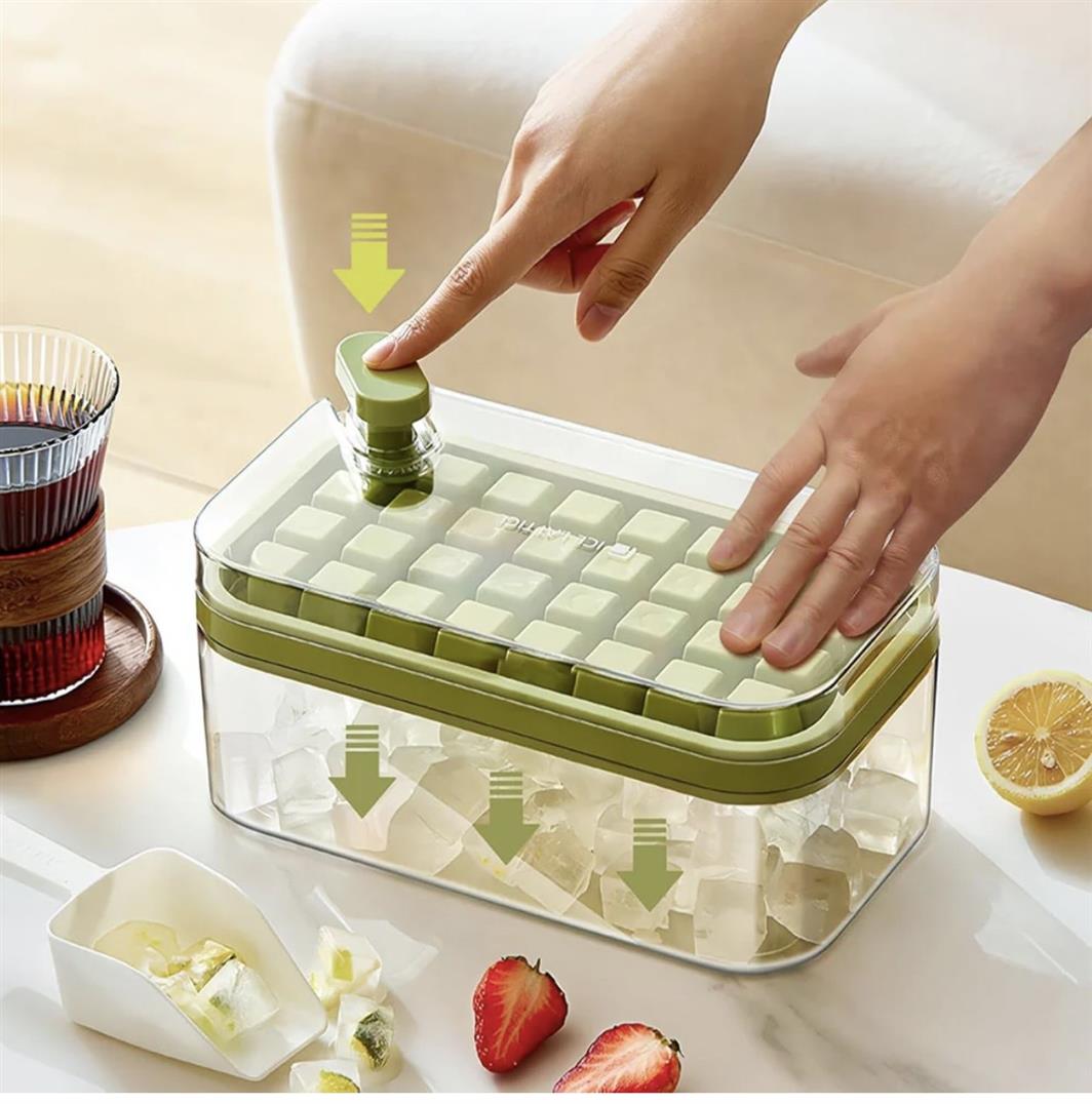Ice Cube Tray With Lid and Bin