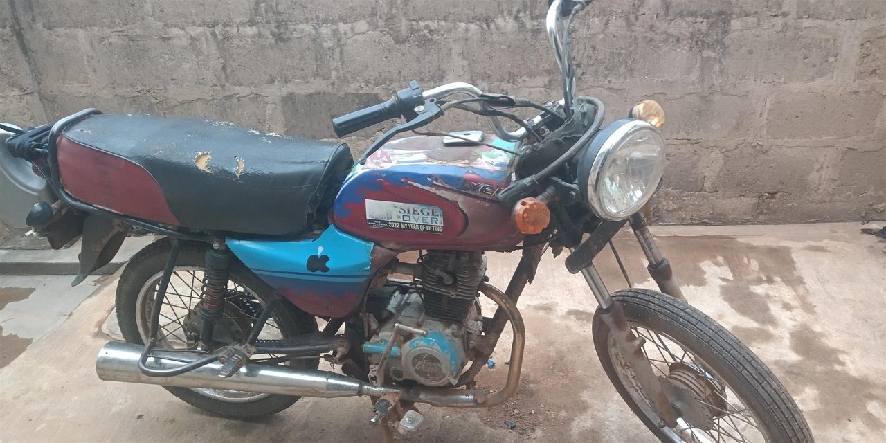 Bajaj Boxer