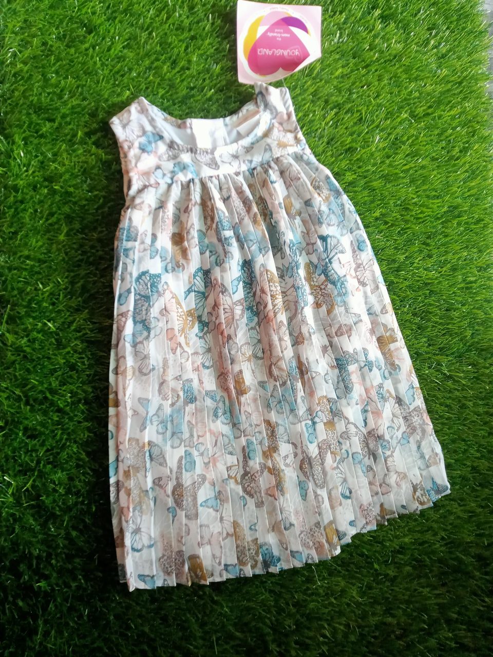 Youngland pleated chiffon baby dress