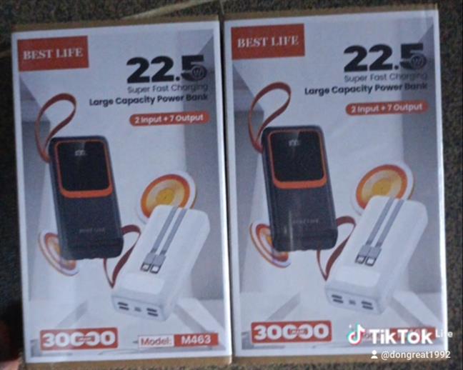 Power banks and cable