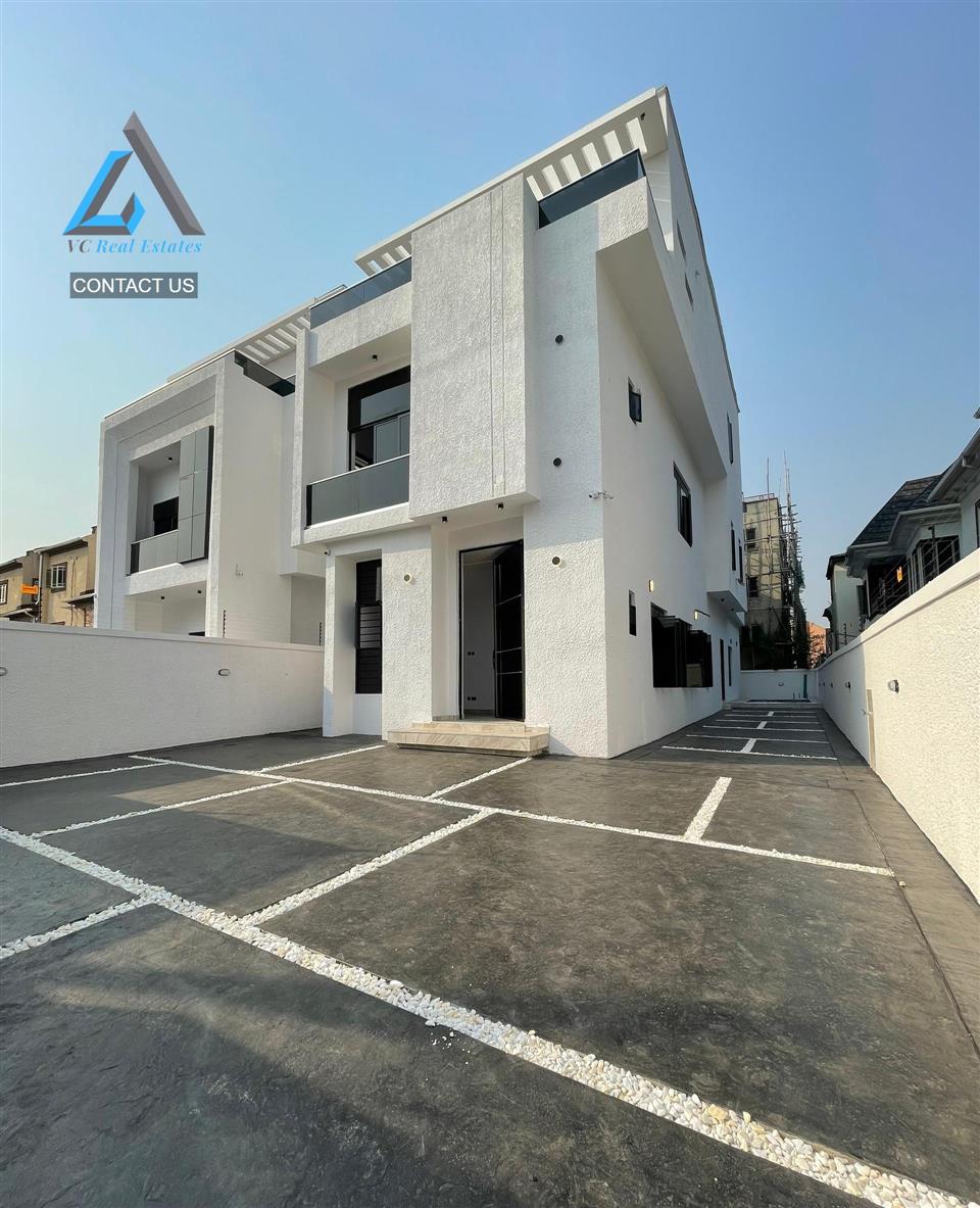 5BEDROOM DETACHED DUPLEX FOR SALE