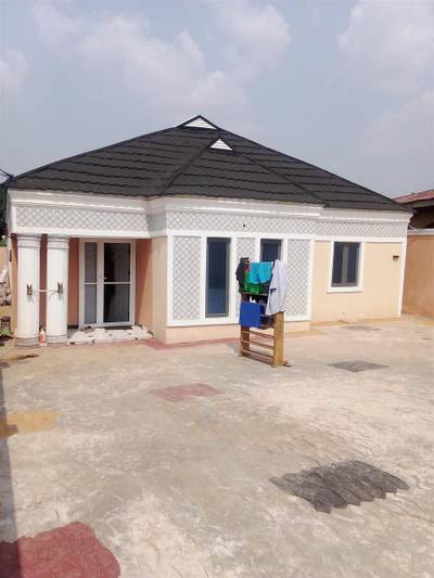 3 bedrooms bungalow