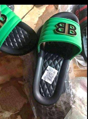 Burberry pam