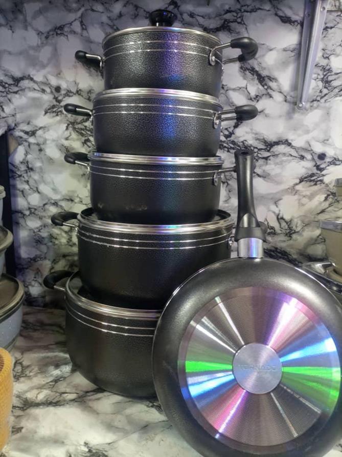 Nonstick cook ware