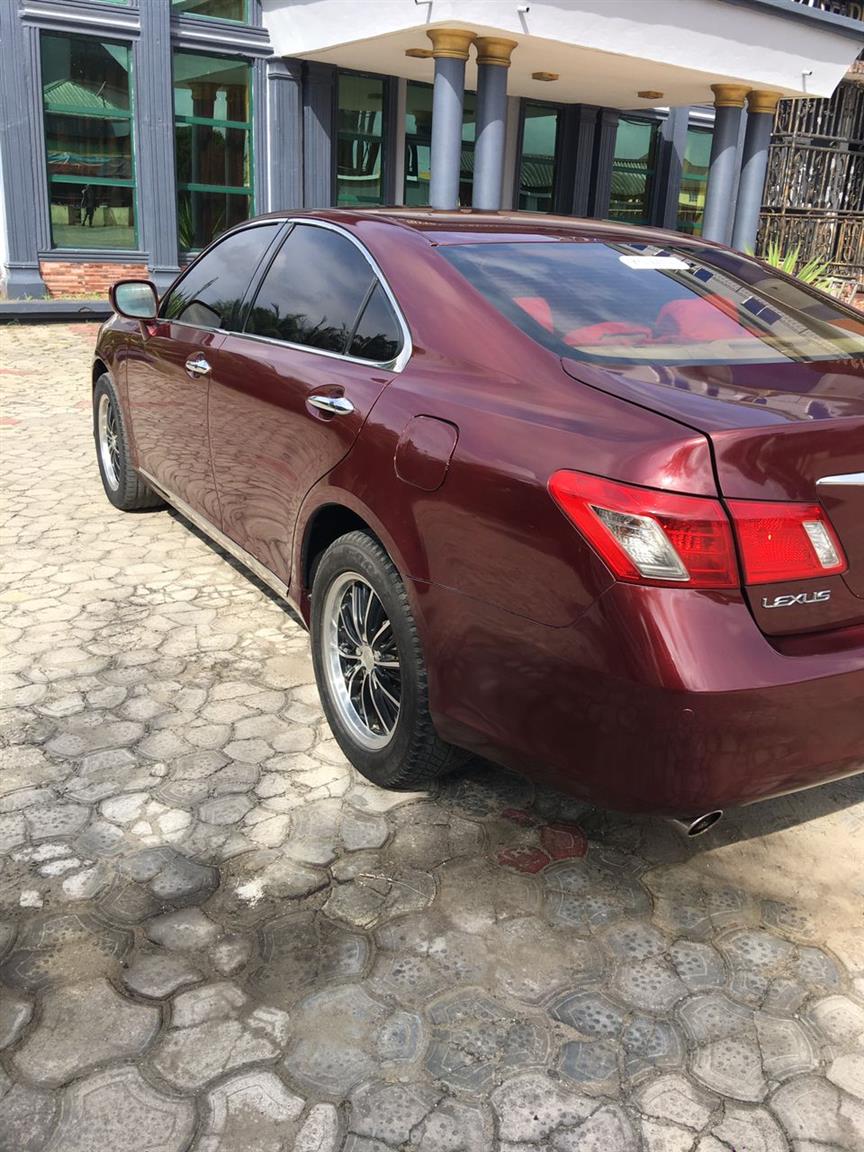 Lexus