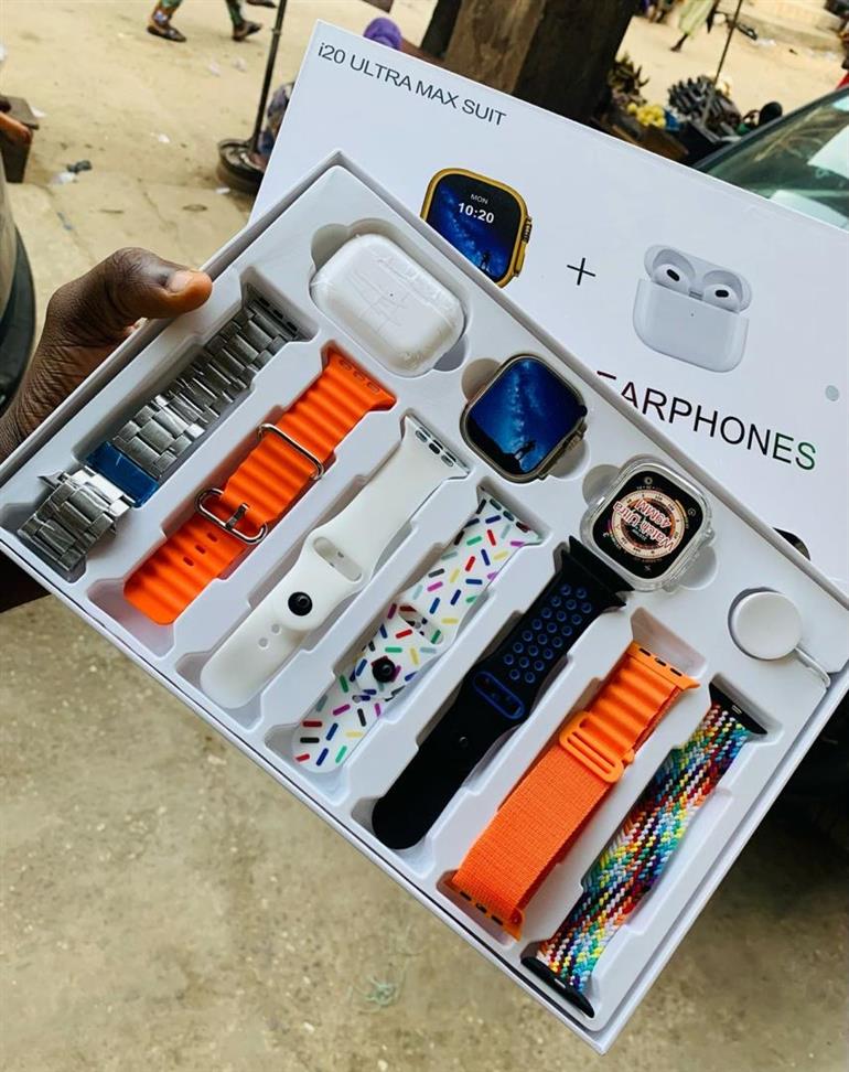 I20 suit smartwatch with 7 straps