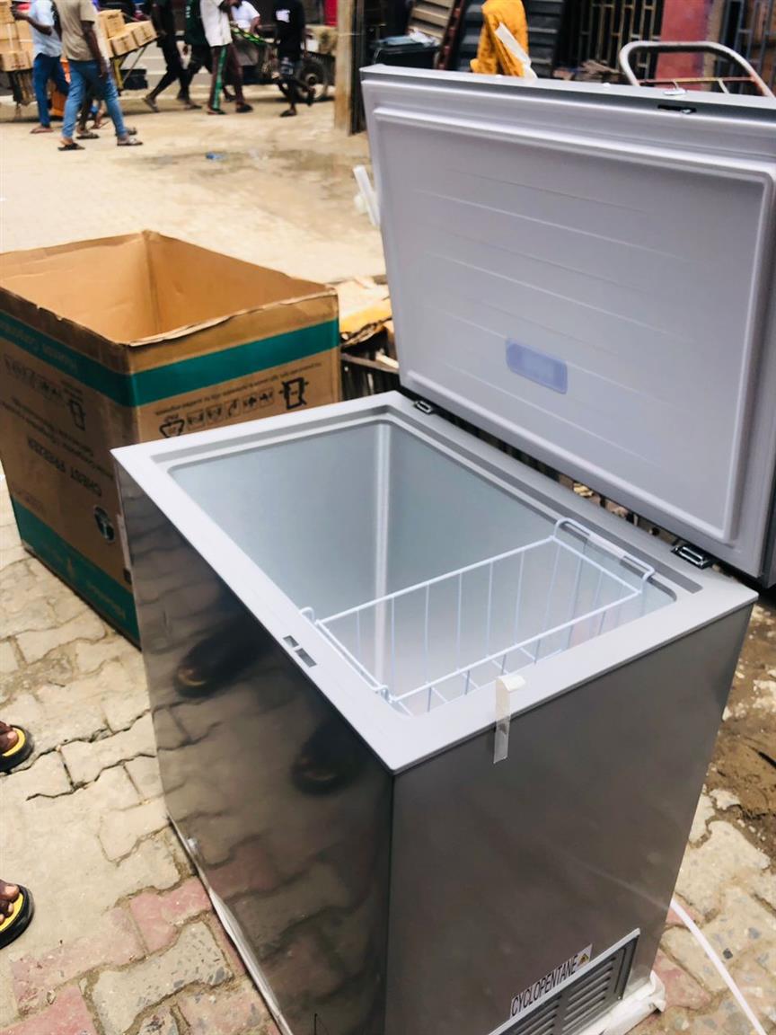 Hisense Chest Freezer 198L (FC260)