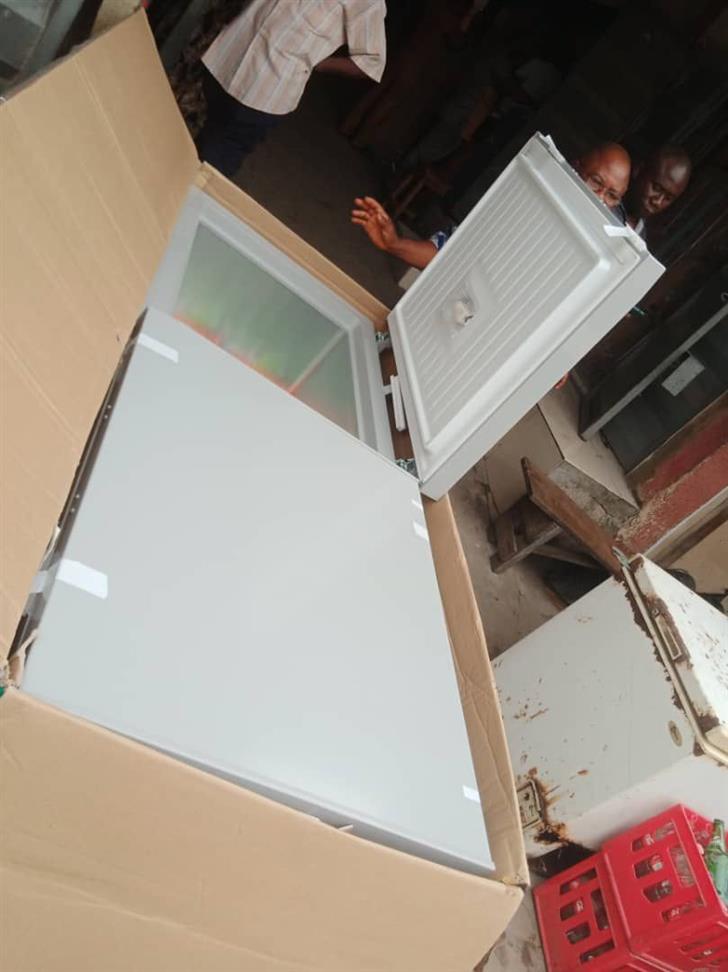 Hisense Chest Freezer 500L (66DD-FC)