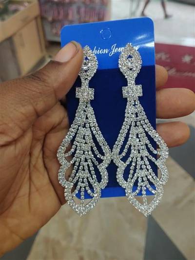 Simple fashion earring