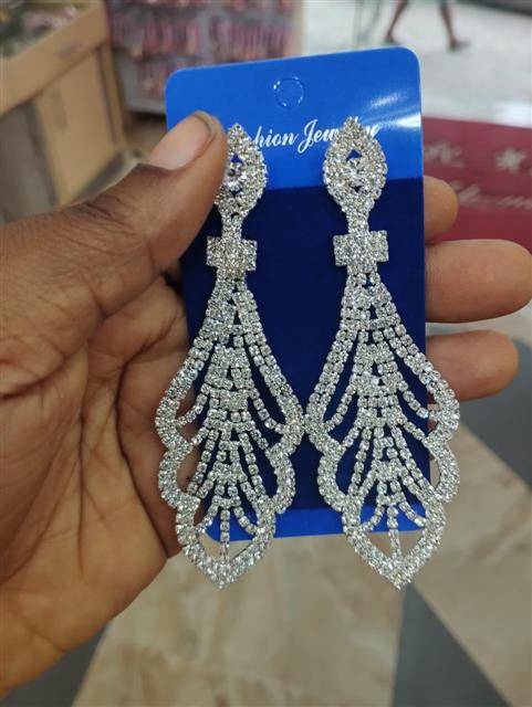 Simple fashion earring