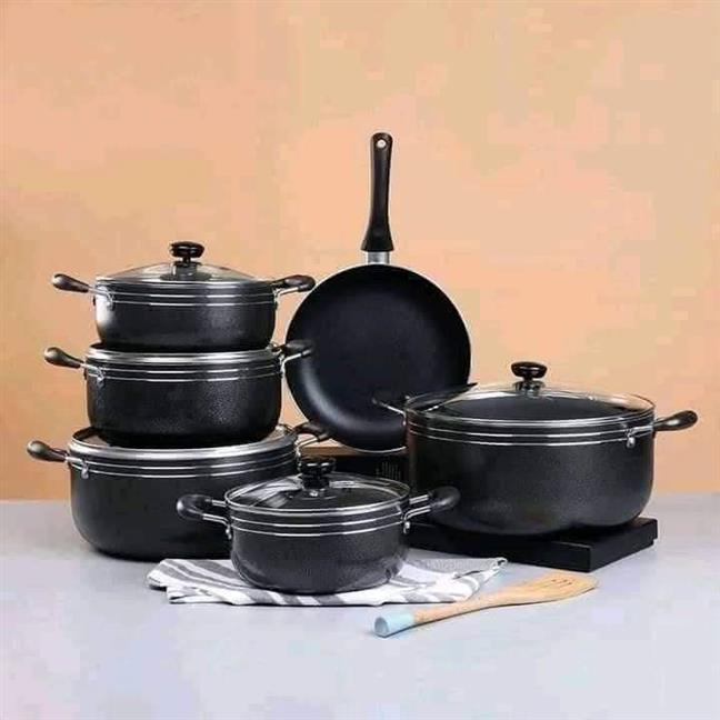 Non stick pot