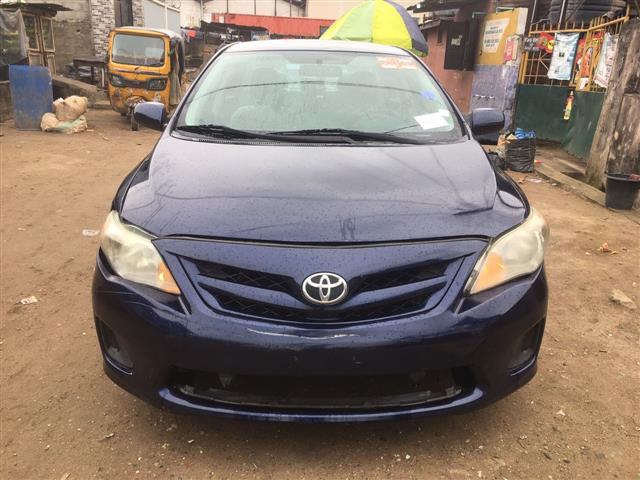 Toyota  Corolla  2010